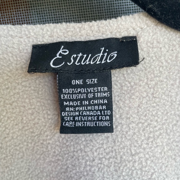 Studio Light Gray Plaid Cozy Wrap - Picture 6 of 7